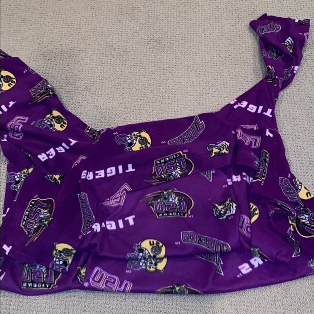 LSU Snuggie!